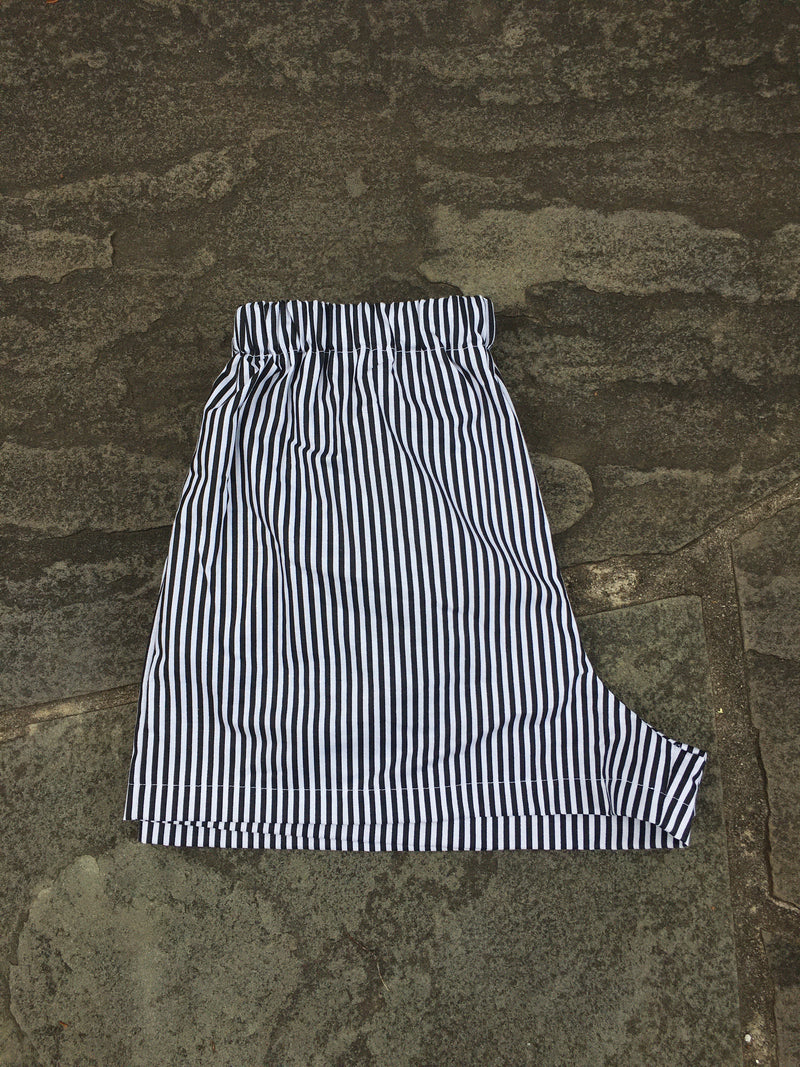 STRIPED KELLY SHORTS