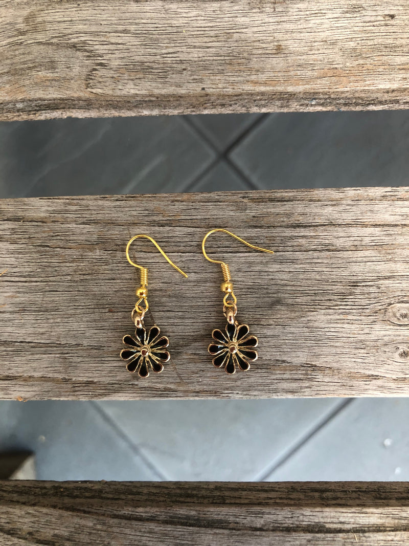 DAISY EARRINGS