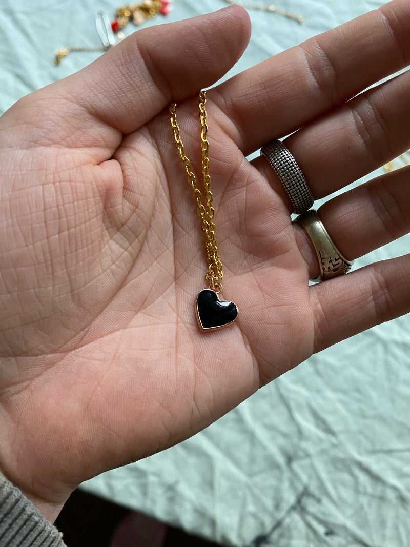 SARAH HEART PENDANT NECKLACE
