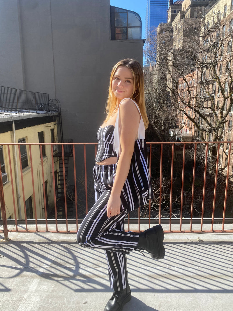 WHITE STRIPED TOTE BAG